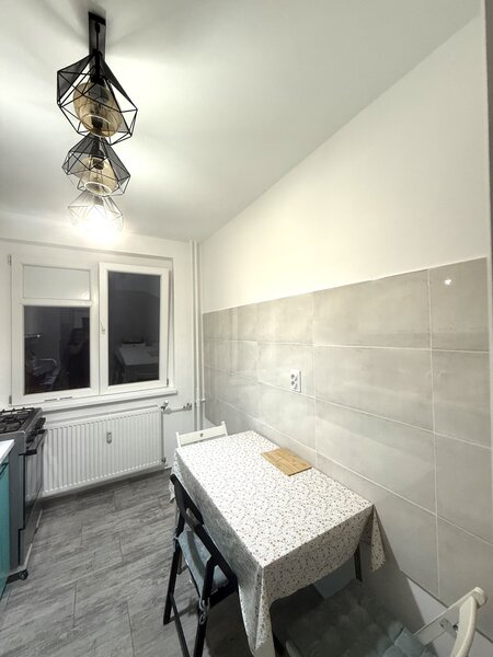 Dristor, Calea Vitan Stradal, vis-a-vis de Stadionul Olimpia,